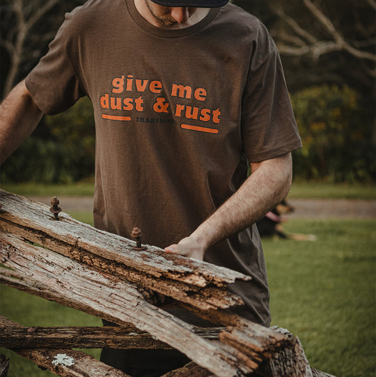 DUST & RUST TEE